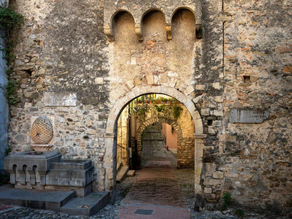 Casa Fiorenza Parcheggio Privato San Remo Buitenkant foto